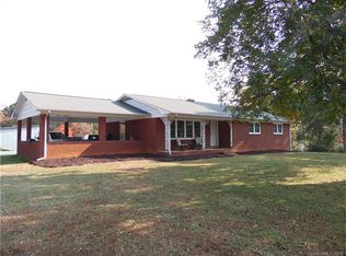 955 Us Highway 52 N, New London, NC 28127