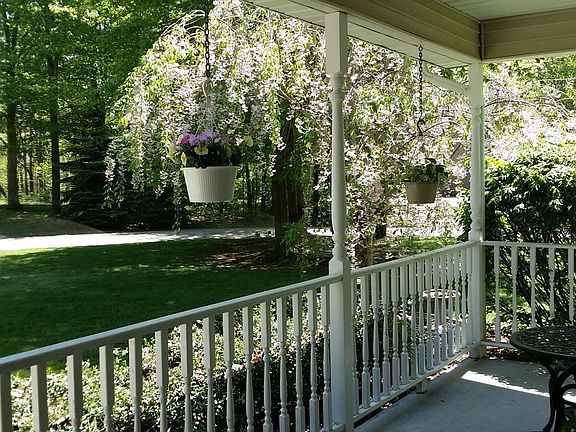 5th image of 1833 N Tall Oaks
