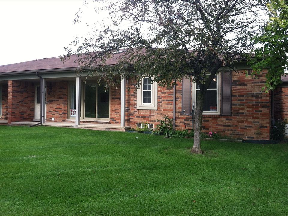 1st image of 49218 Glenville Ct