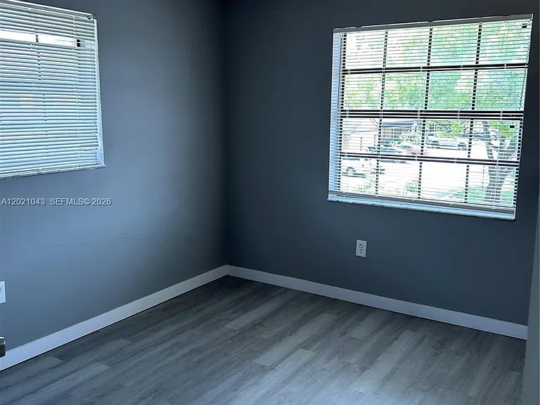 1136 NE 210th Ter #1136 — Photo 24