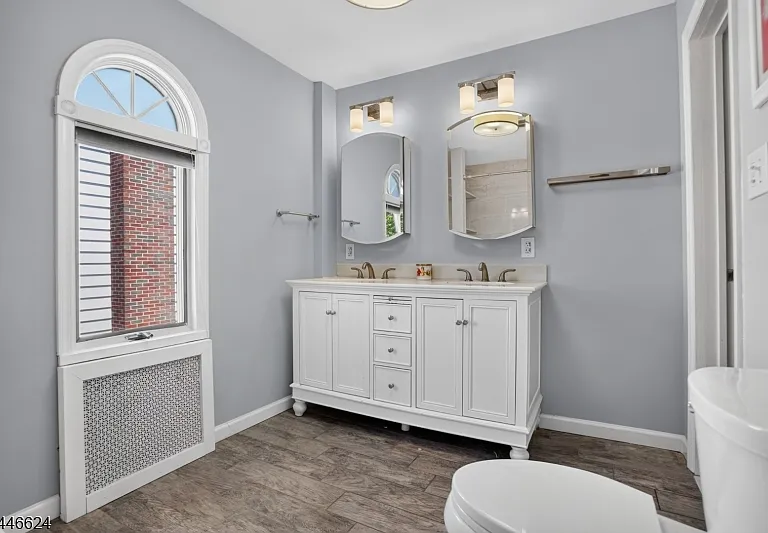58 S Prospect St — Photo 15