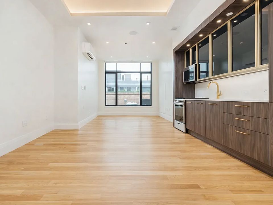 1st image of 329 Gates Ave #2