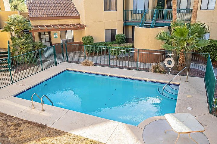 Near the pool_03162023