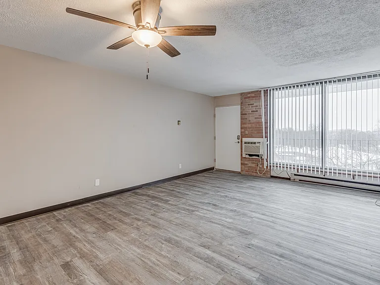2331 E Market St #Unit 609 609 — Photo 2