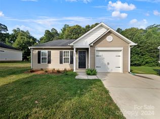 236 Valerie Dr, Lincolnton, NC 28092