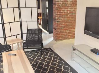 8 Cedar St, Alexandria, VA 22301