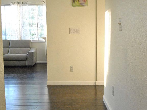 5th image of 3509 Jasmine Cir