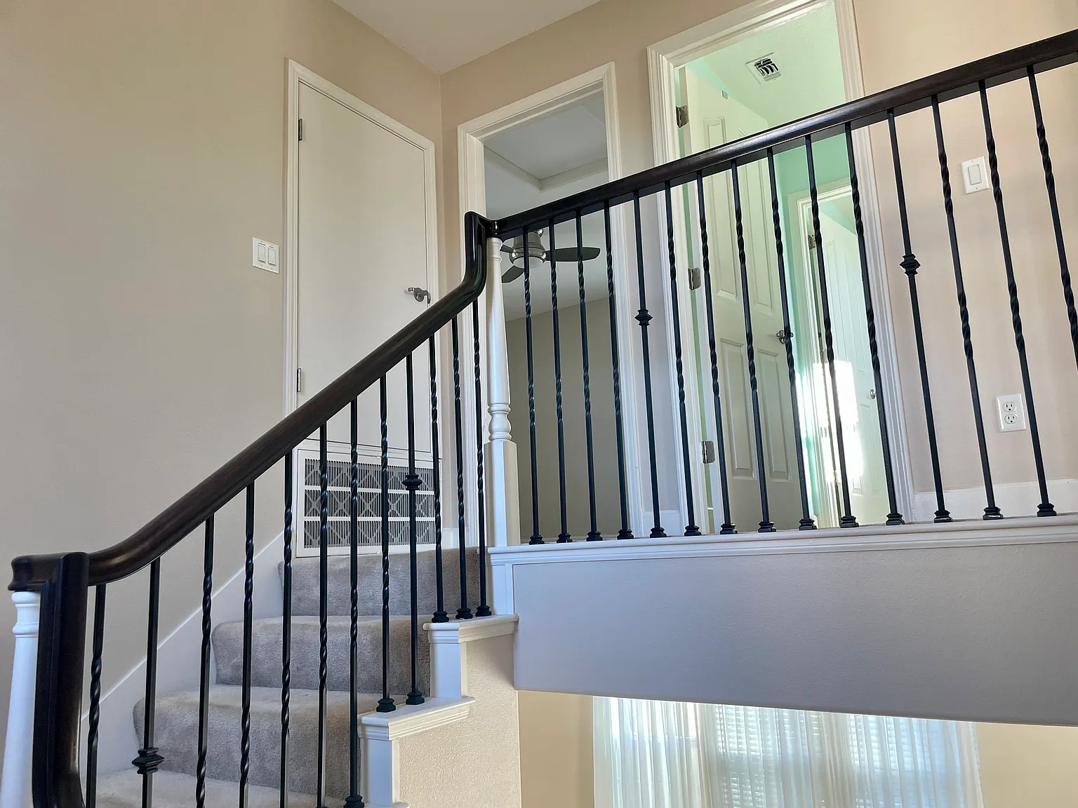 3 bed, 2.5 bath, 1861 sqft, $3,750 — Photo 4