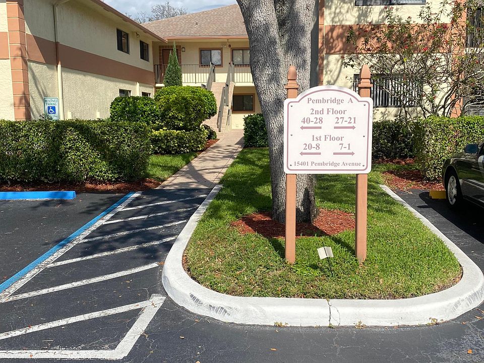 1st image of 15401 Pembridge Avenue #36