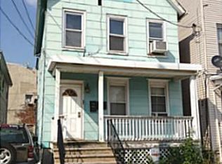 106 Commerce St, Perth Amboy, NJ 08861