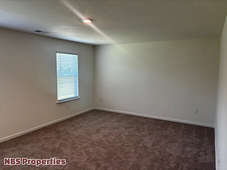 12309 Manhattan Ln — Photo 32