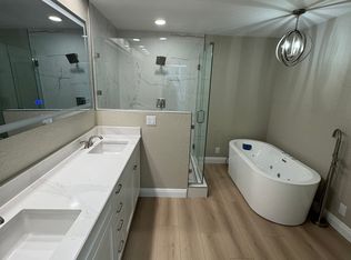4913 Calle De Tierra NE, Albuquerque, NM 87111