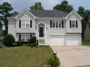 241 Oak Vista Ct, Lawrenceville, GA 30044
