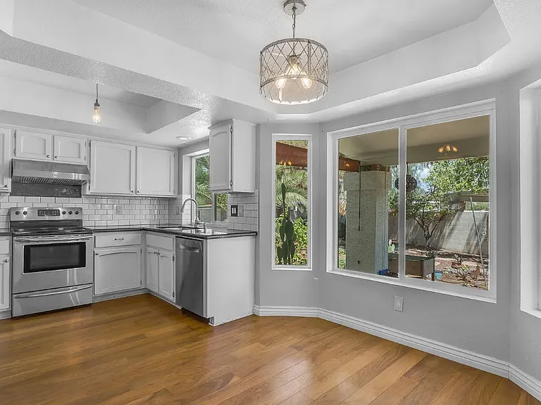 3932 W Rene Dr — Photo 6