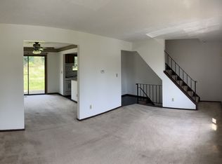 114 Locust Ridge Dr, Pittsburgh, PA 15209