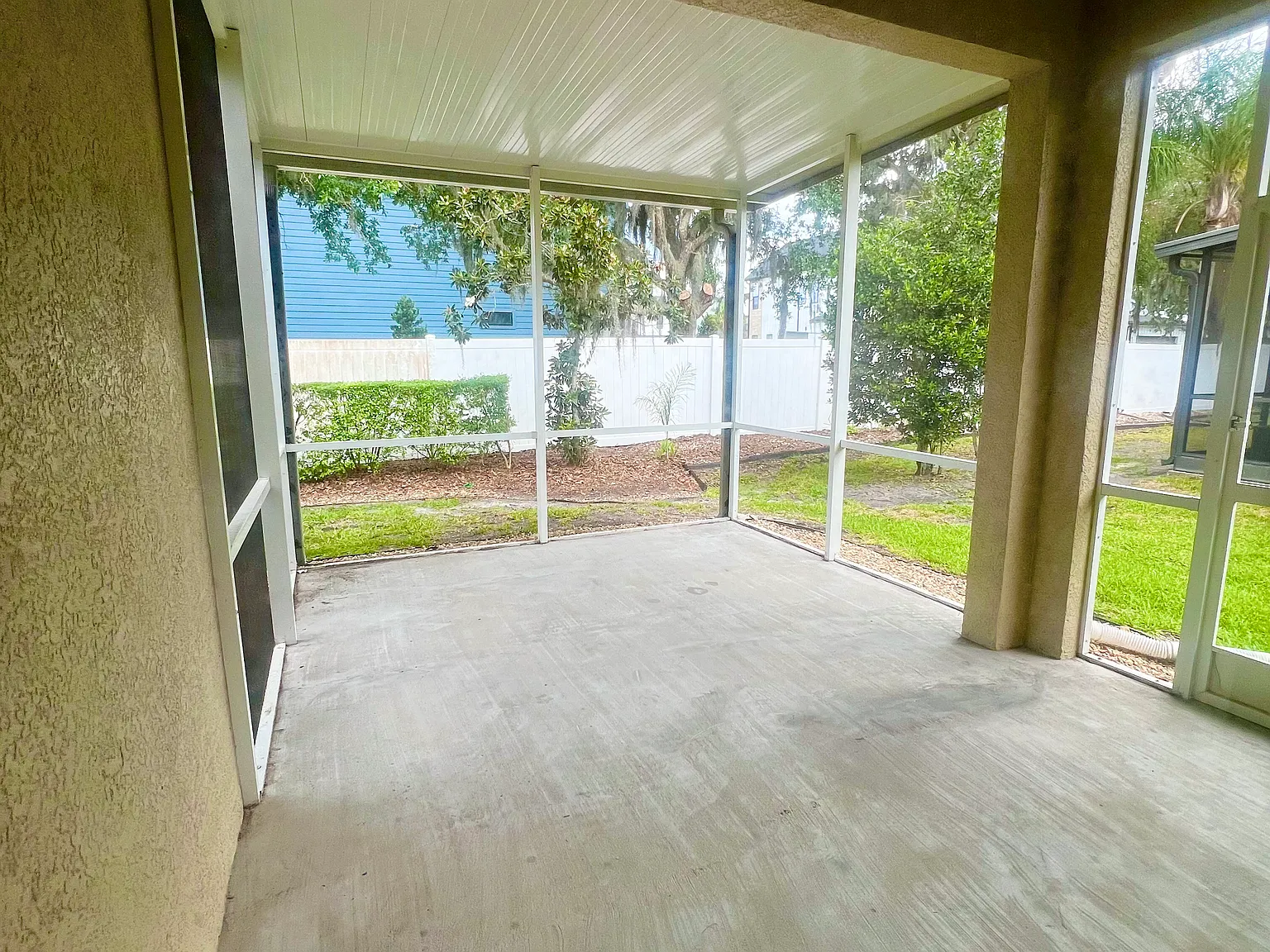 2 bed, 1455 sqft, $2,050 — Photo 2