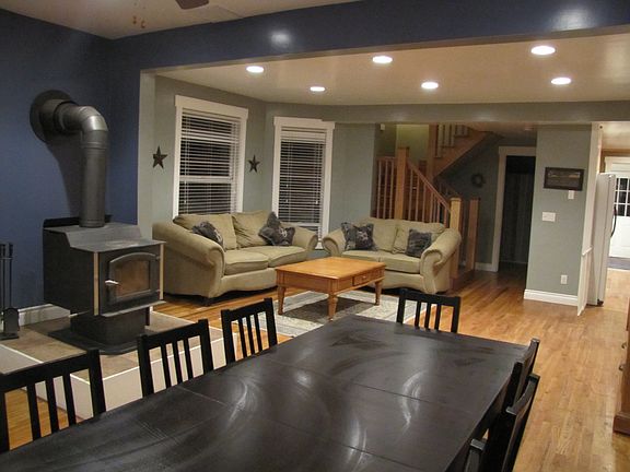 dining room/living room