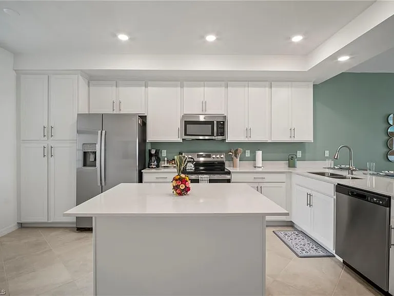 15285 Green Acres Ave #434 — Photo 3