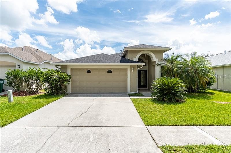 1st image of 27434 Sky Lake Cir