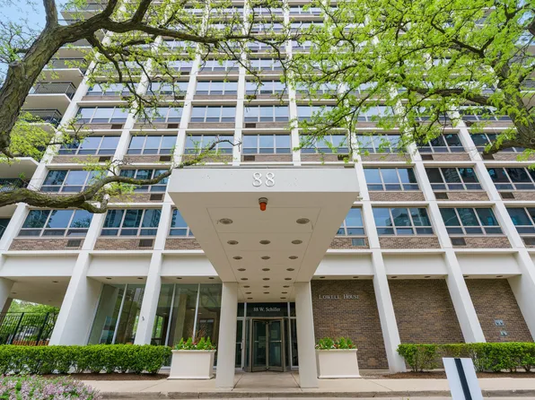 88 W Schiller St APT 1906, Chicago, IL 60610