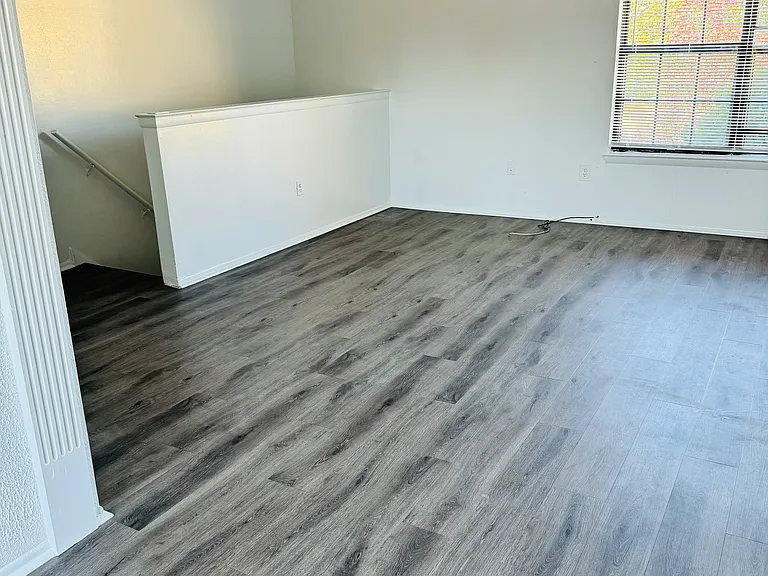 127 Willow Turn #B — Photo 2