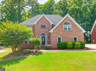 6271 Southland Forest Dr, Stone Mountain, GA 30087