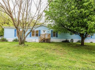 5879 Brookstone Dr, House Springs, MO 63051