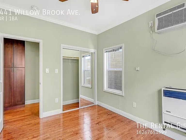 4441 Willow Brook Ave — Photo 4