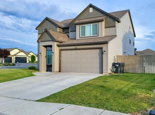 9002 Cheshire Ct, Pasco, WA 99301