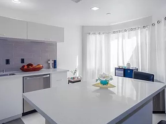 5th image of 904 Boulder Springs Dr Unit 202