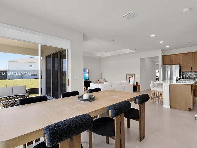2081 Mossy Vine Ave — Photo 13