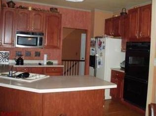 2 Royal Birkdale Ct, O'Fallon, MO