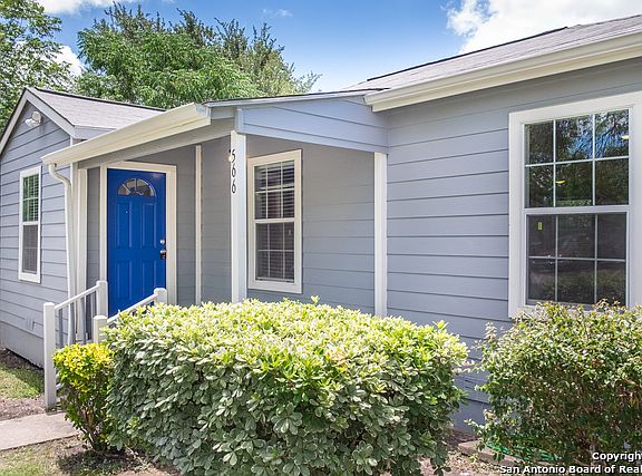 2nd image of 566 W Wildwood