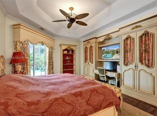 462 NE Cornwall Ave, Pt Saint Lucie, FL 34983