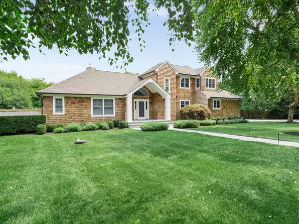 824 David Whites Ln, Southampton, NY 11968