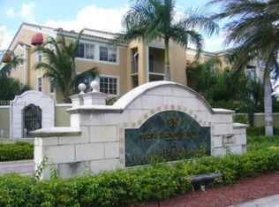 2440 E Preserve Way, Hollywood, FL 33025