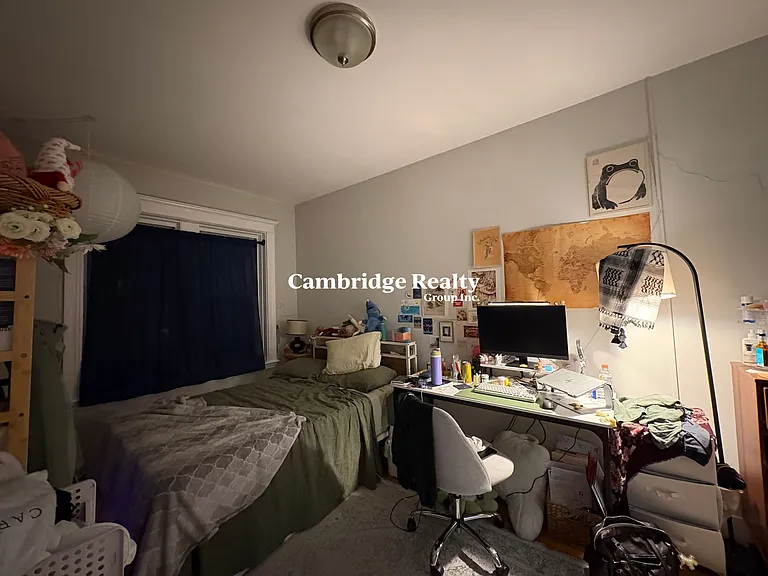 8 Farrington Ave #4T — Photo 14