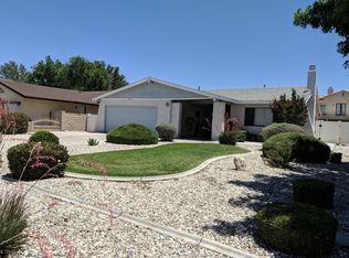13317 Country Club Dr, Victorville, CA 92395