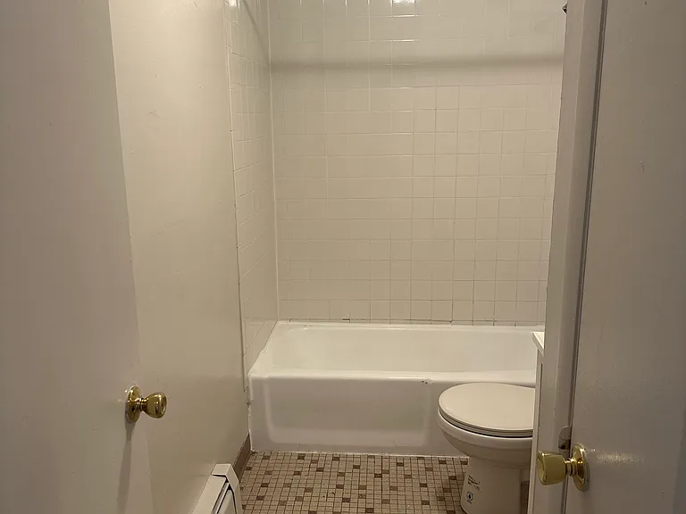 Canterbury Apartment Homes — Photo 39