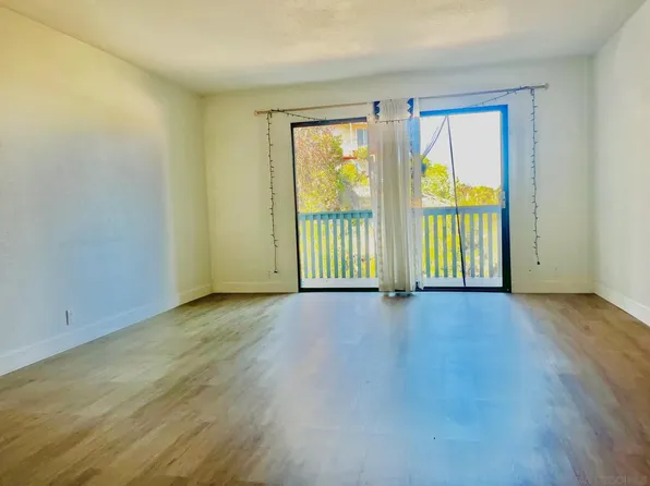 4950 Lantana Dr APT 4, San Diego, CA 92105