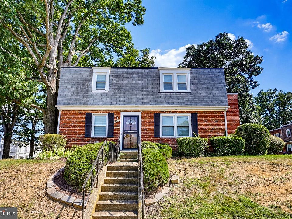 1st image of 2581 Iverson St
