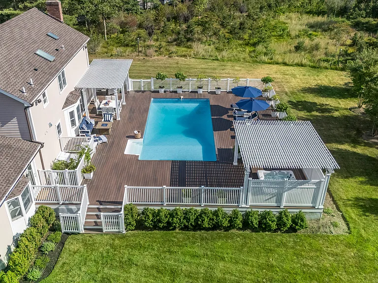 641 Little Bird Rd — Photo 34