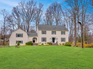 3 Lincoln Ln, Ridgefield, CT 06877