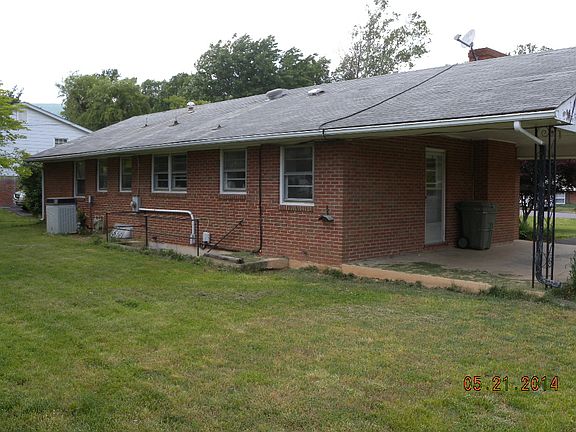 3rd image of 341 Howard Dr