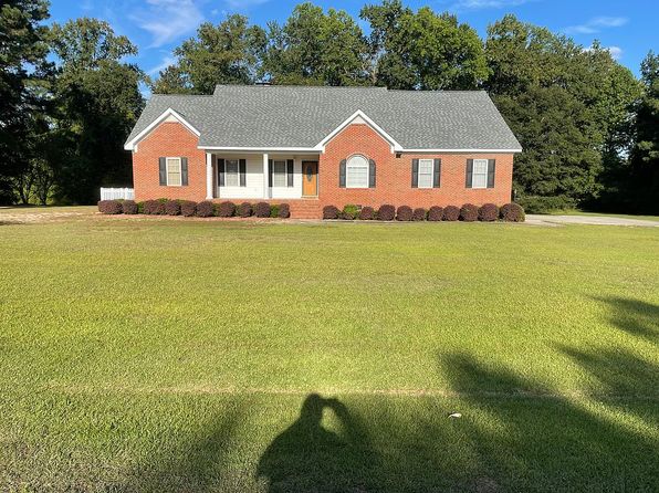 402 Briarwood Rd