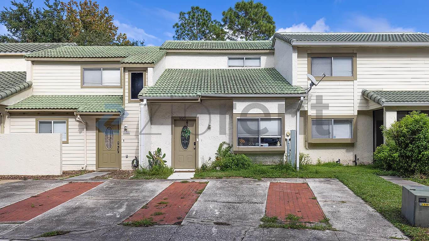 2 bed, 1.5 bath, 1144 sqft, $2,375 — Photo 1