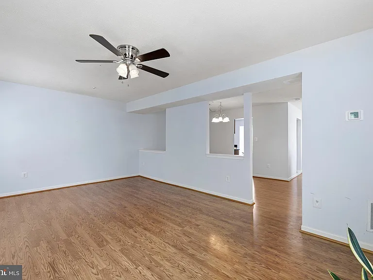 1518 Deep Gorge Ct — Photo 13