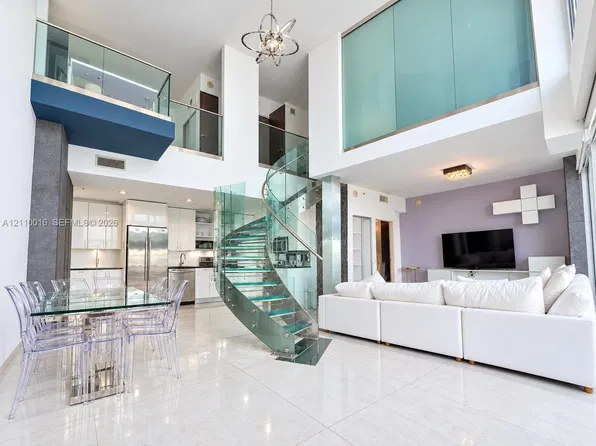 60 SW 13th St, Miami, FL