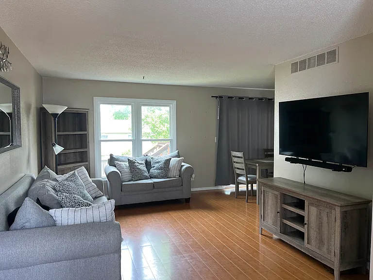 1429 Truman Pl — Photo 8