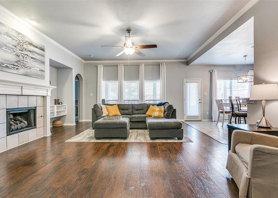 1st image of 9712 Colonywood Dr